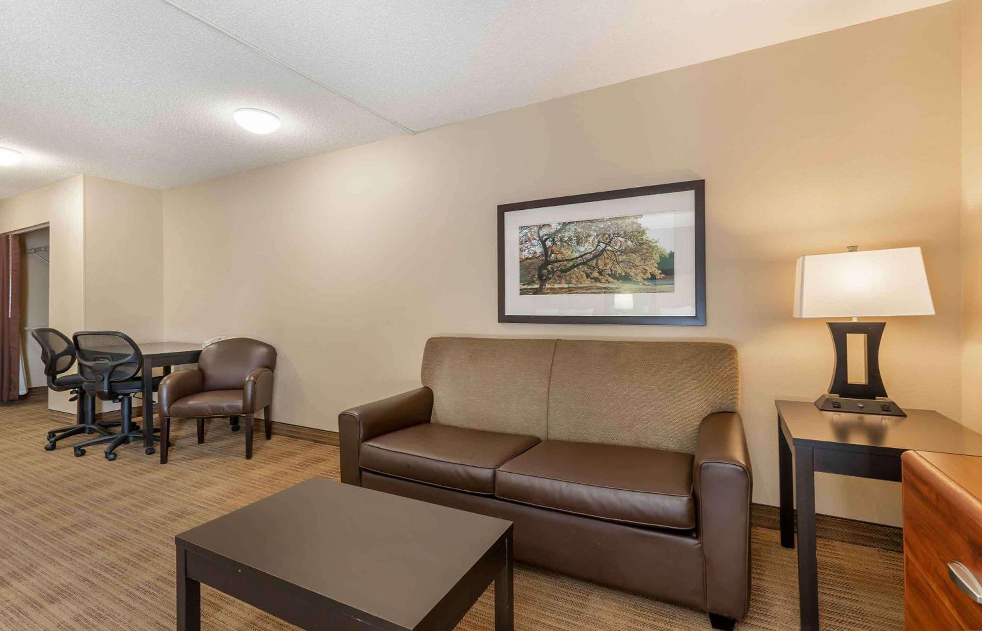 Extended Stay America Select Suites - Des Moines - West Des Moines Clive Exterior foto